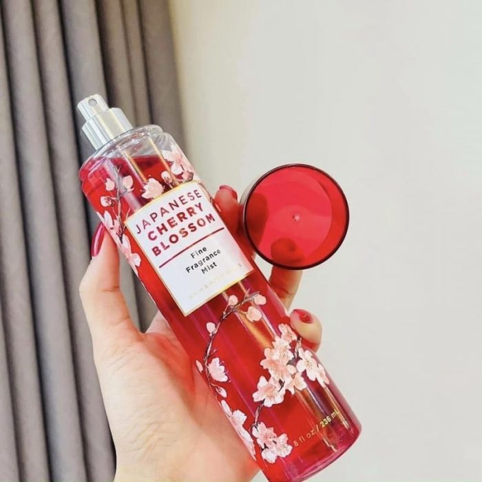 Xịt thơm Bath And Body Works Japanese Cherry Blossom